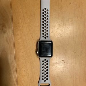 APPLE WATCH Series 3 38mm nike sport band